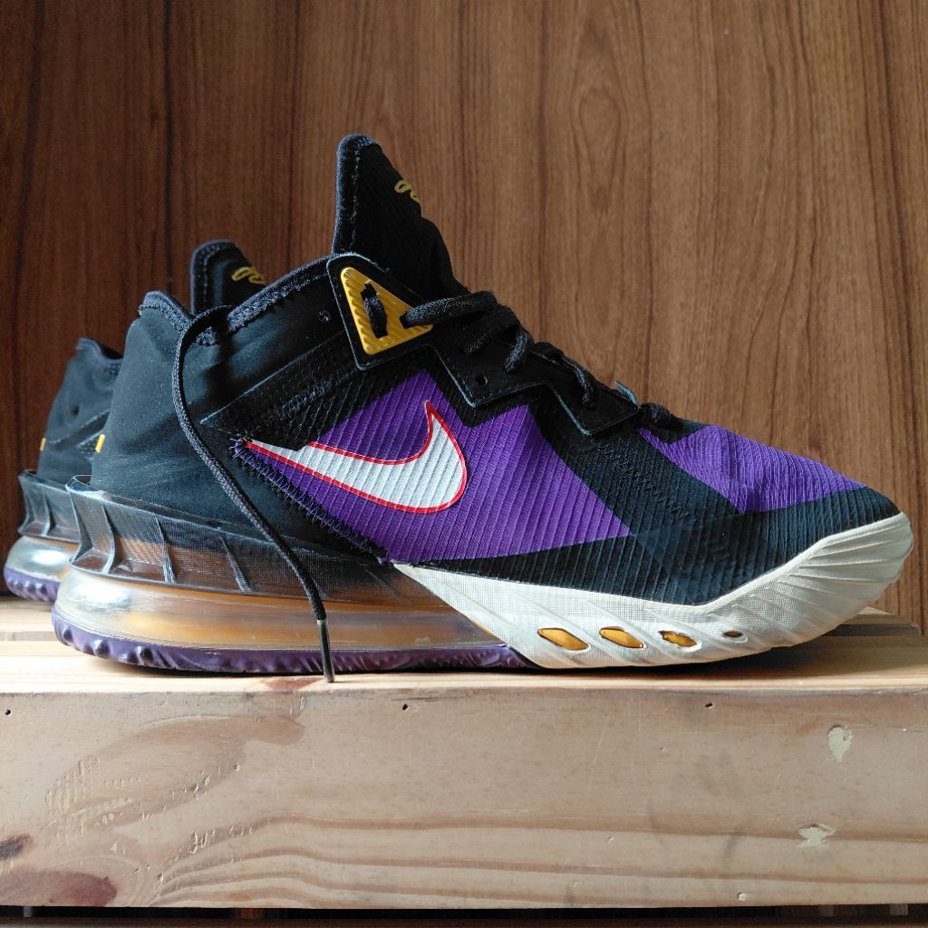Koleksi Sepatu Brand 2nd - N1K3 Lebron GT 18 Low ACG Terra | Size 44/28cm | Sport Sneakers, Basket P