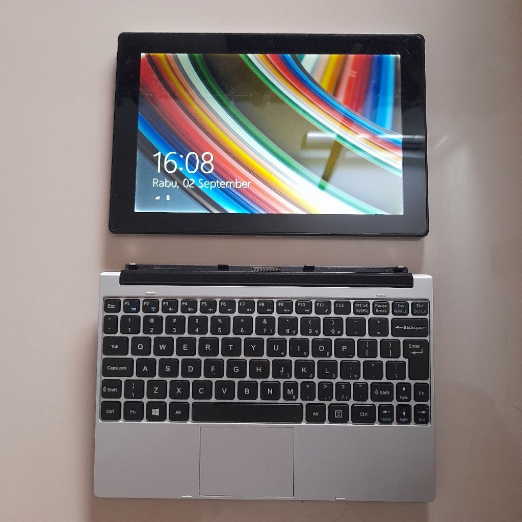 Laptop Acer One S1001 Ram2GB HDD500GB+32GB emmc 10,6 touchscreen Second