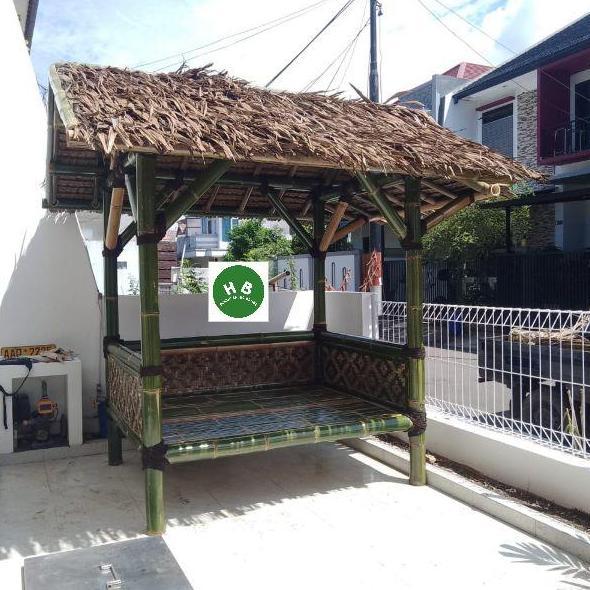 gazebo bambu minimalis, ukuran 1.5x2 m. dengan atap rumbia/ijuk