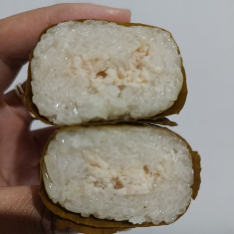 Lemper ayam | lemper resep nenek | lemper isi ayam suwir | lemper Enak isi 4