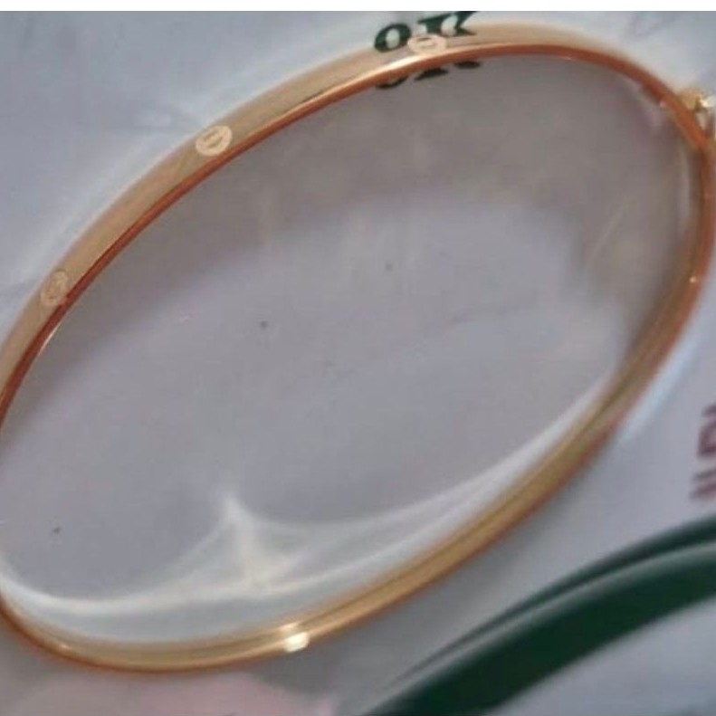 Gelang emas oval ctr kadar 8K (0.90gram dm 5.0cm)