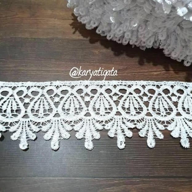 

:>:>:>:>] Renda Giper / Gyper Putih Kode 32901 - Lebar 6 cm Panjang 15 Yard
