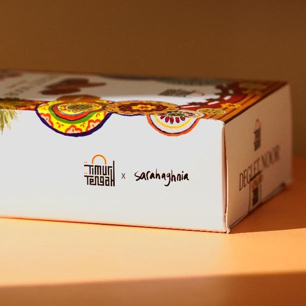 

Timur Tengah Kurma Tunisia Madu 1 Kg Deglet Noor Honey Dates Premium Original High Quality