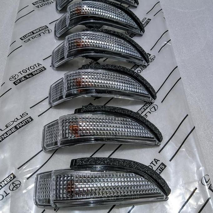 Lampu Sein Spion Calya Sigra Sebelah Kanan