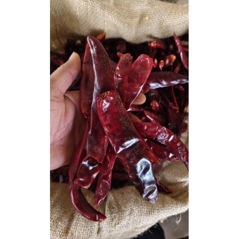 

Bahan Terbaik Cabe Merah Besar Wonder Hot /Tidak Pedas Paket 1Kg