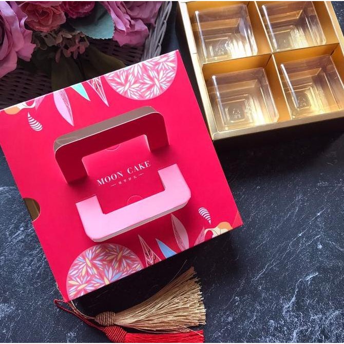 

Dus / Box Mooncake/ Snow Skin Mooncake 50 Gram