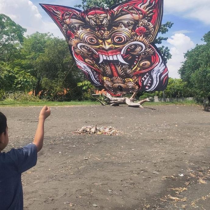 layangan celepuk rangda knock downt bali