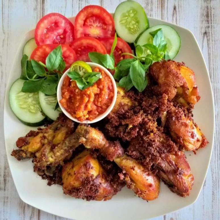 

TERMURAH Ayam Ungkep isi 8 Potong Free Sambel /Ayam Ungkep Bumbu Kuning Sambel Monyong / Dapur Bambu Frozen Food Siap kirim