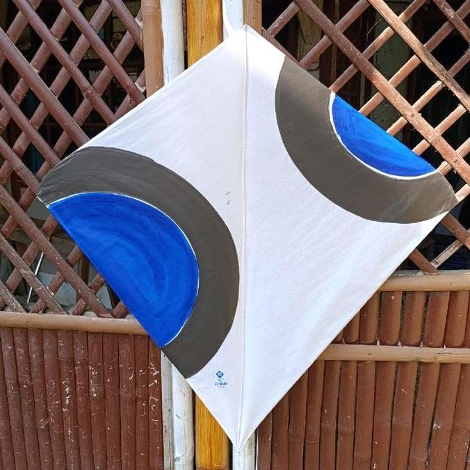 10 PCS Layangan Ukuran 90 cm Mainan Outdoor Seru Dewasa