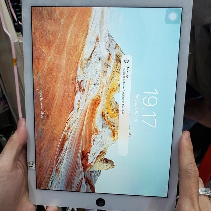 TERMURAH - LCD + TS IPAD AIR 2 IPAD 6 ORIGINAL COMPLETE