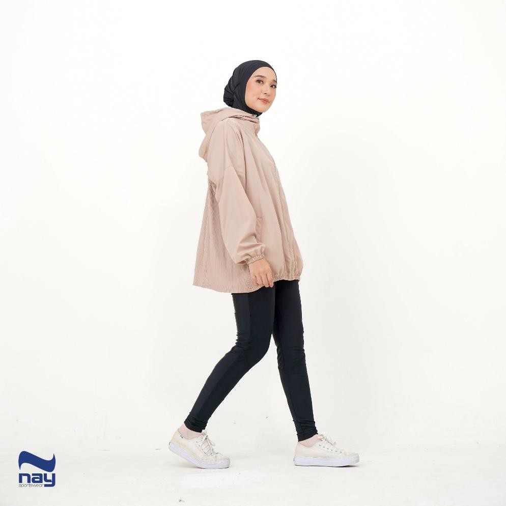 Jacket Olahraga Wanita Parasut Oversized - Heera Jacket (Beige)