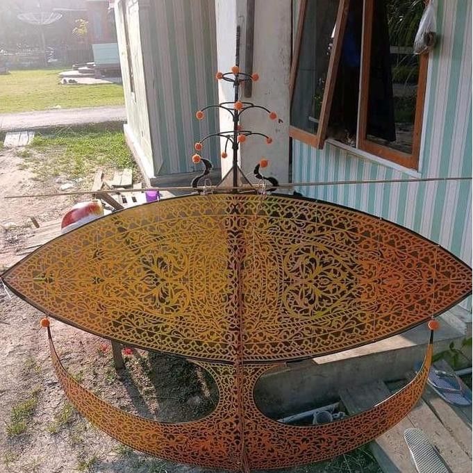 (Good) Layangan wau bulan ukuran 1 meter ( siap terbang) Beraneka warna Bambu