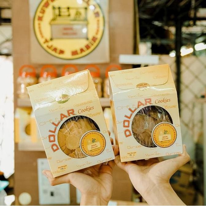 (Good) Kuweh Dollar Tjap Masin Medium - Jajanan Khas Surabaya
