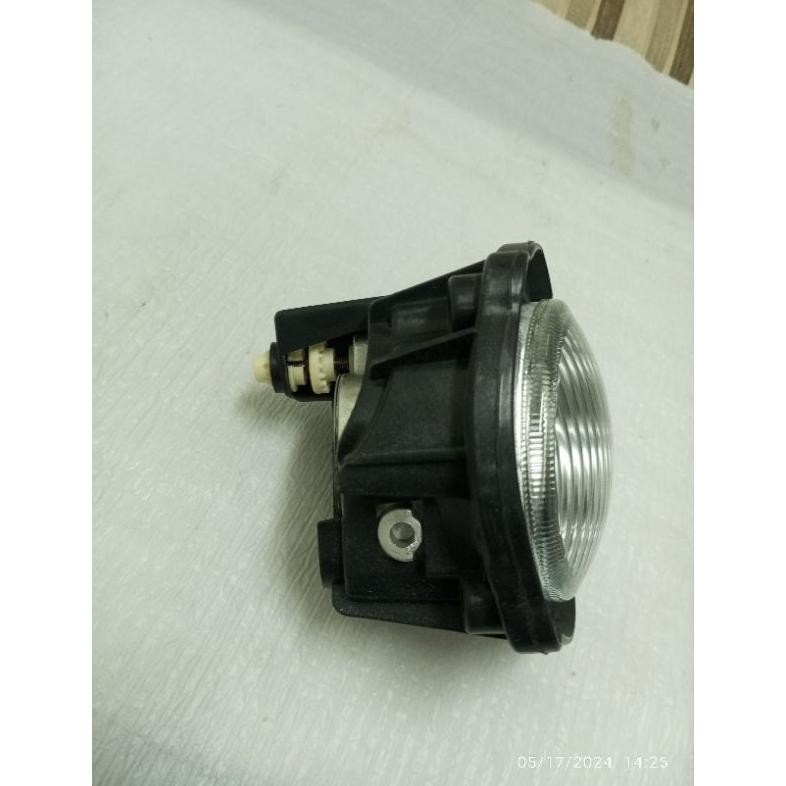 TERMURAH  LAMPU KABUT FOGLAMP AVANZA LAMA 2004 2005 2006 SEPASANG