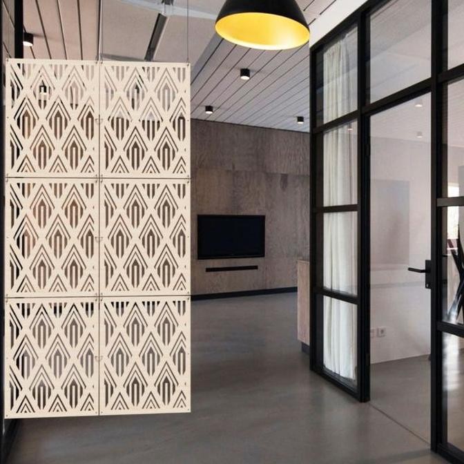 Sekat Pembatas Ruangan Gantung Kayu | Partisi Tirai Kayu Laser Cut Aesthetic