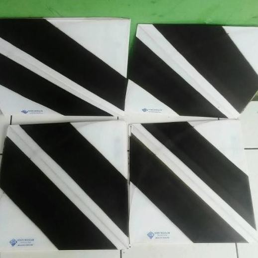 (Good) layangan aduan super Bandung