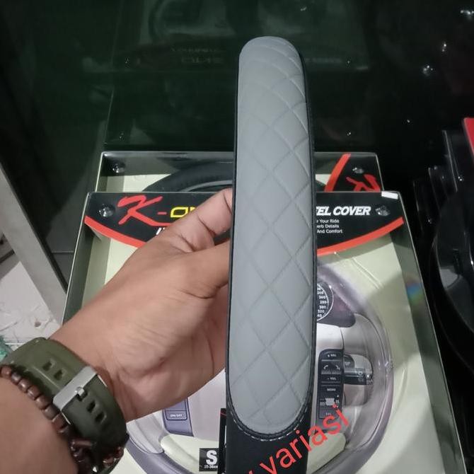 sarung stir mobil Inova 2005-2