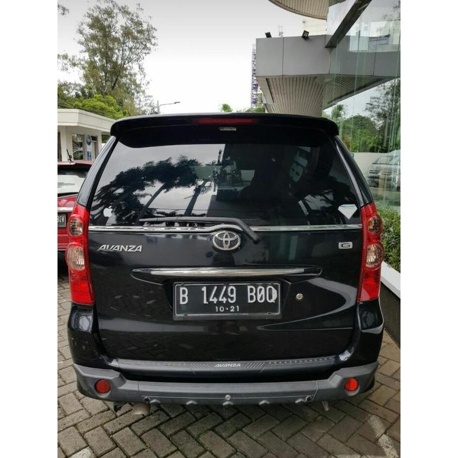 Pengaman Bemper Belakang Avanza 2004-2011