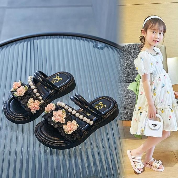 Sandal Anak Perempuan Mutiara Bunga Sandal Slop Karet Fashion Anak Perempuan 1 - 8  Tahun