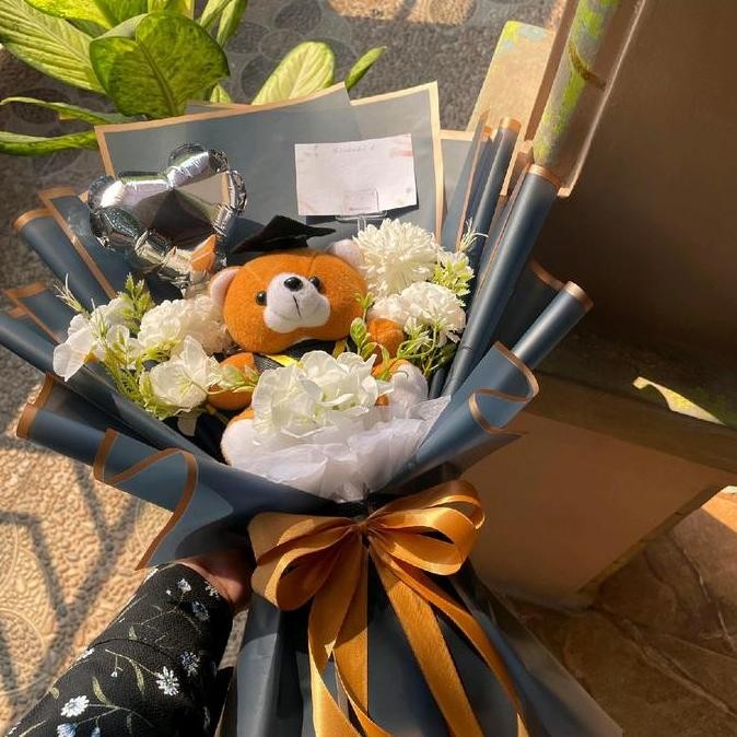 Bucket Boneka Wisuda/Buket Boneka/Buket Wisuda/Hadiah Wisuda/Buket/Buket Bunga/Bucket/Bouquet TS