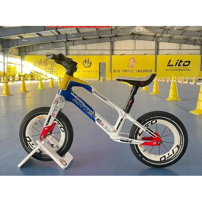 AHTEKE SHADOW Carbon Frame Push Bike Pushbike Balance Bike Sepeda