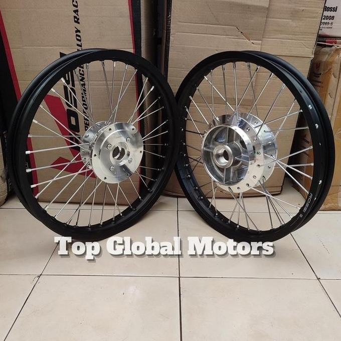 Velg Cb15O Old Megapro Monoshock Sepasang Rossi Original Ring 17 - Velg Megapro Monoshock Cb150 Old