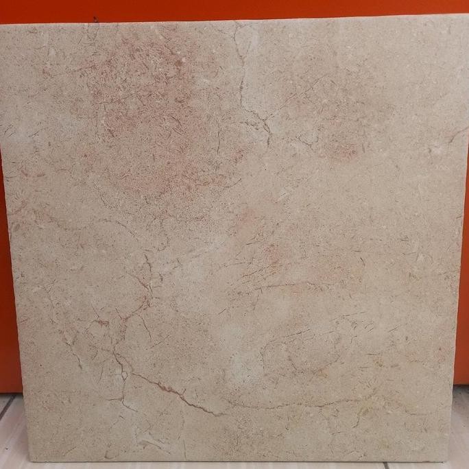 KERAMIK 40X40 CREAM MATT CARARA