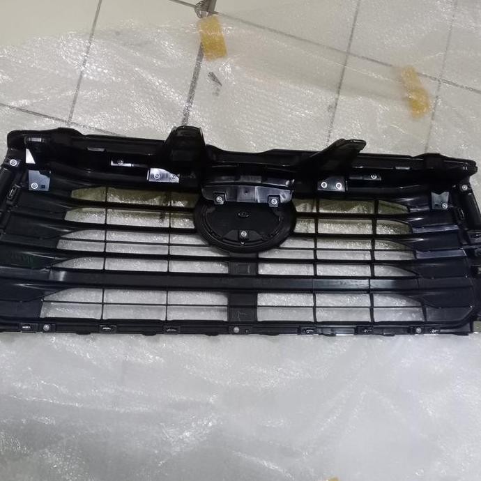 grill depan innova reborn 2 facelift