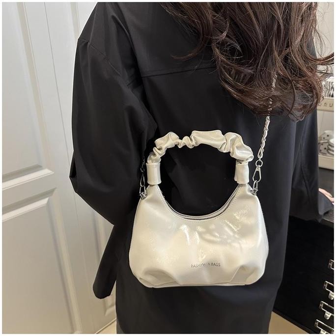 Tas Selempang Korea dengan Rantai Tas Ketek Tas Tangan Minimalis Warna Polos Trendy dan Stylish
