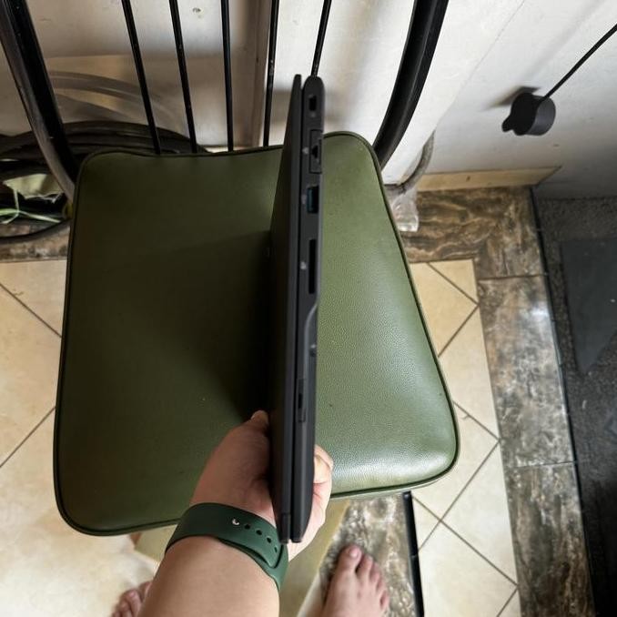 HANYA 7 ONS  FUJITSU U939 LAPTOP CORE i7 GEN 8 TERTIPIS DI DUNIA 