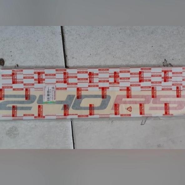 Stiker Kabin Isuzu GIGA 240 Ps DISKON