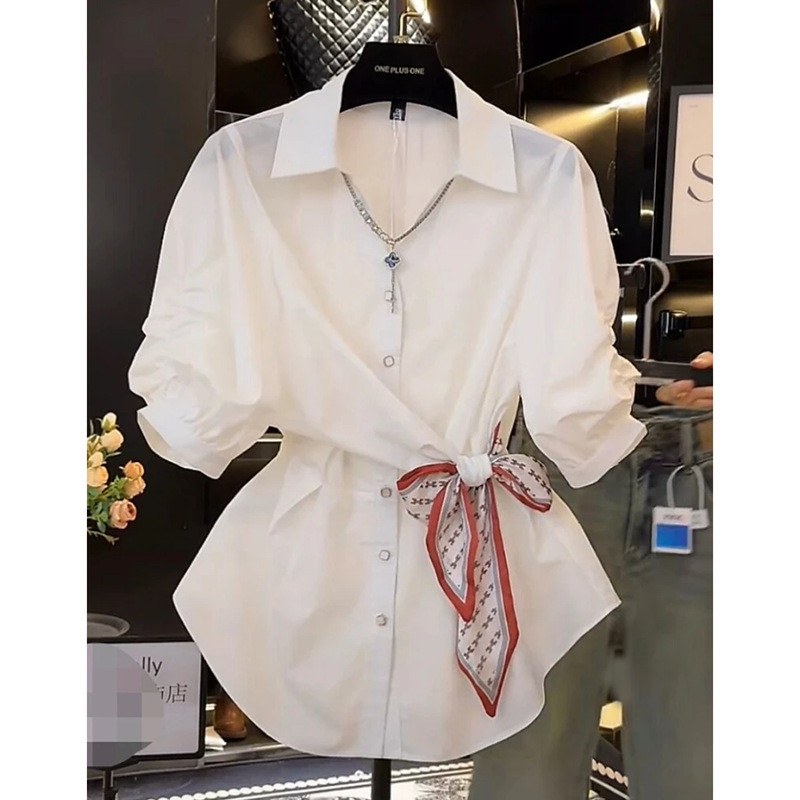 Kemeja Putih Wanita Gaya Eropa High-End Baru dengan Blus yang Menyerut Pinggang