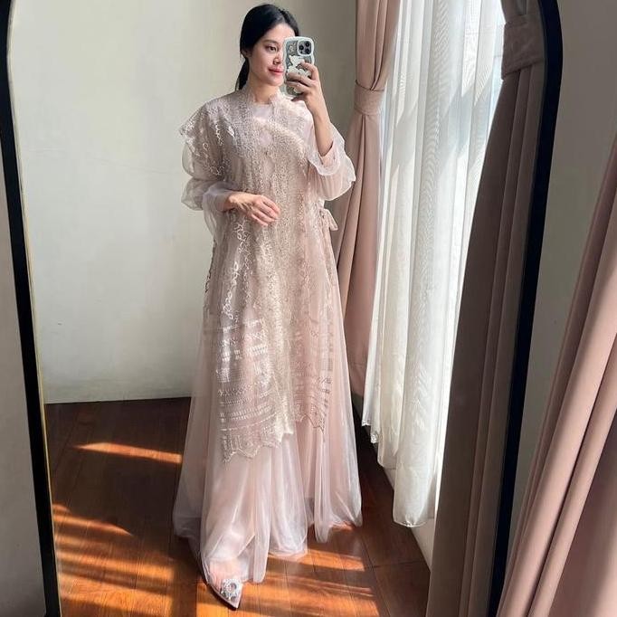 Amrthelabel / lively dress / nude