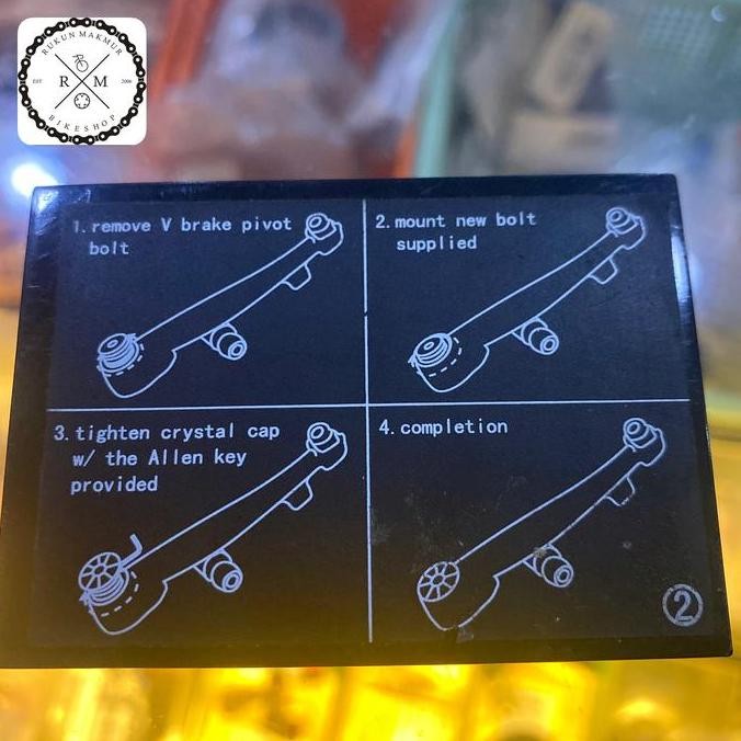 SWAROVSKI Crystal Bike Accessories V Brake Pivot Bolt - Baut Sekrup Accessories Brake Pivot Baut Rem