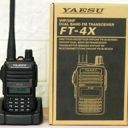 KYOKOTSU- Paket Radio HT Yaesu FT 4X Original Yaesu FT-4X Yaesu FT 4X dual band