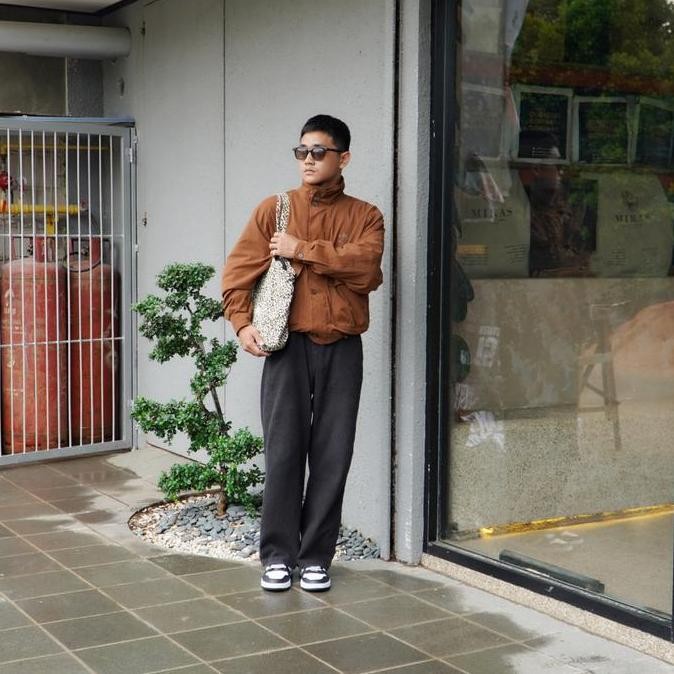 Jungkook  Sepatu Pria Sneakers Sepatu Cowok Sneakers Casual Pria Modis Trendy LV0680