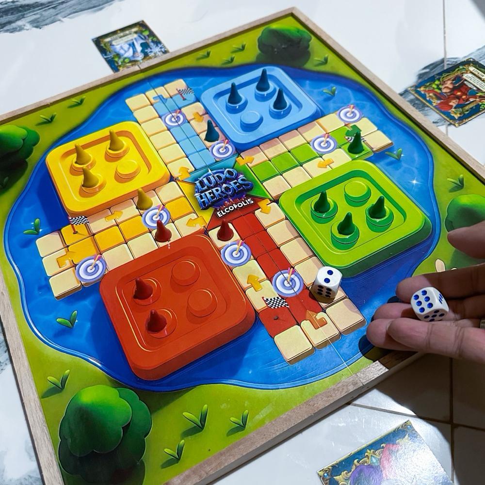 (Elco) Ludo Heroes - Permainan Ludo Kayu (gaya baru) Diskon