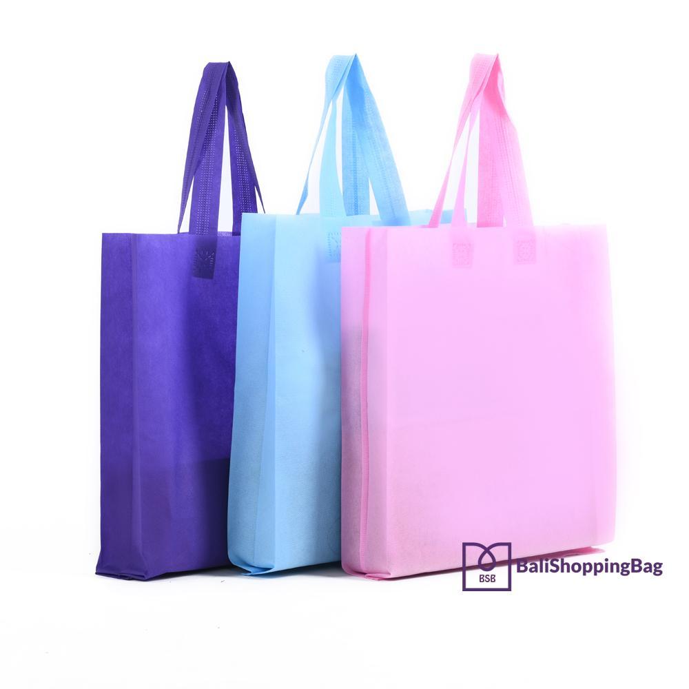 Tas Spunbond 30X40 Polos Tebal Lusinan Sablon Custom Goodie Bag Murah Grosir Kain Belanja Lipat