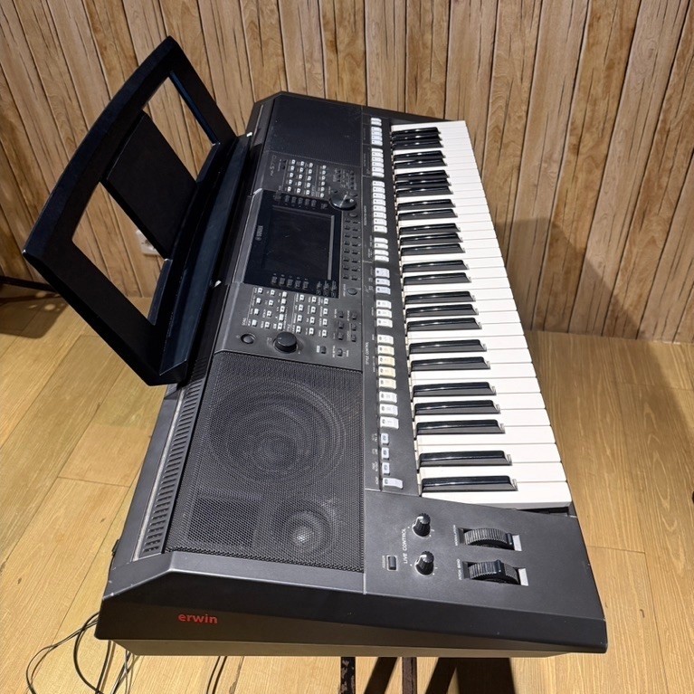 yamaha psr s770