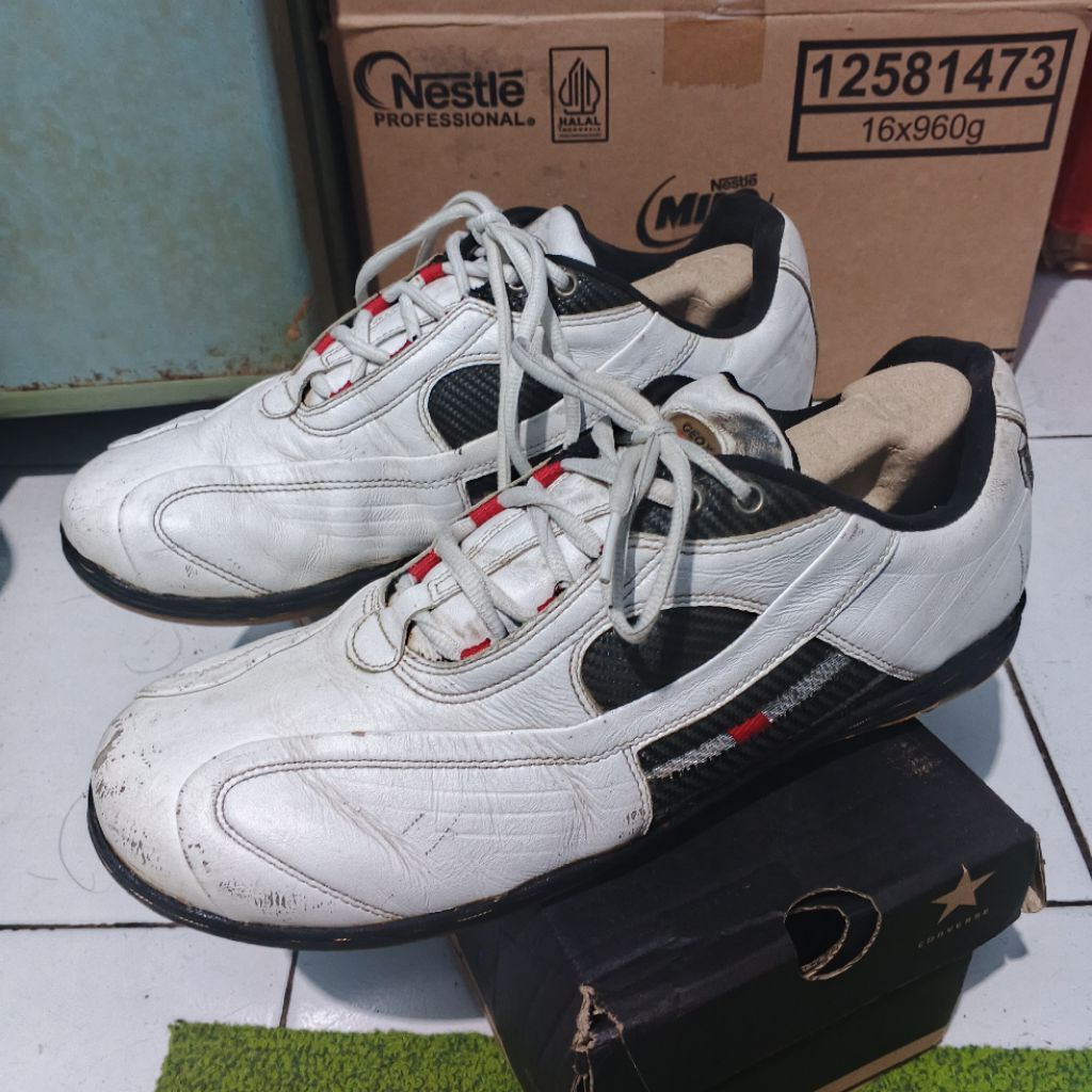Sepatu Sneakers Pria Geox NET Putih