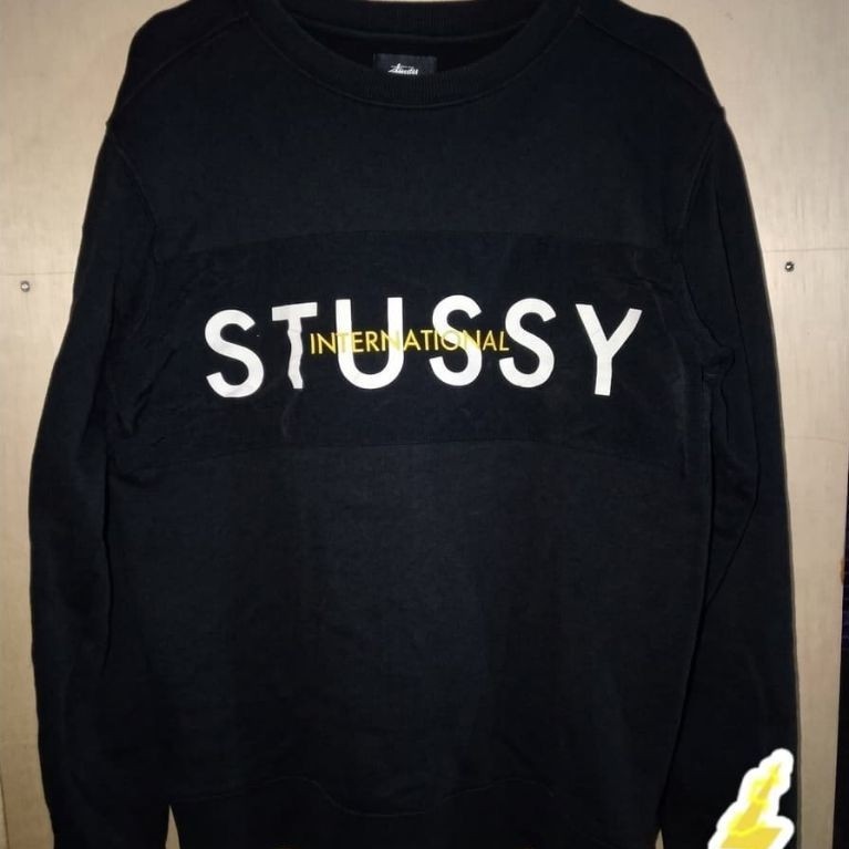 Jaket Crewneck Stussy Internasional Size S