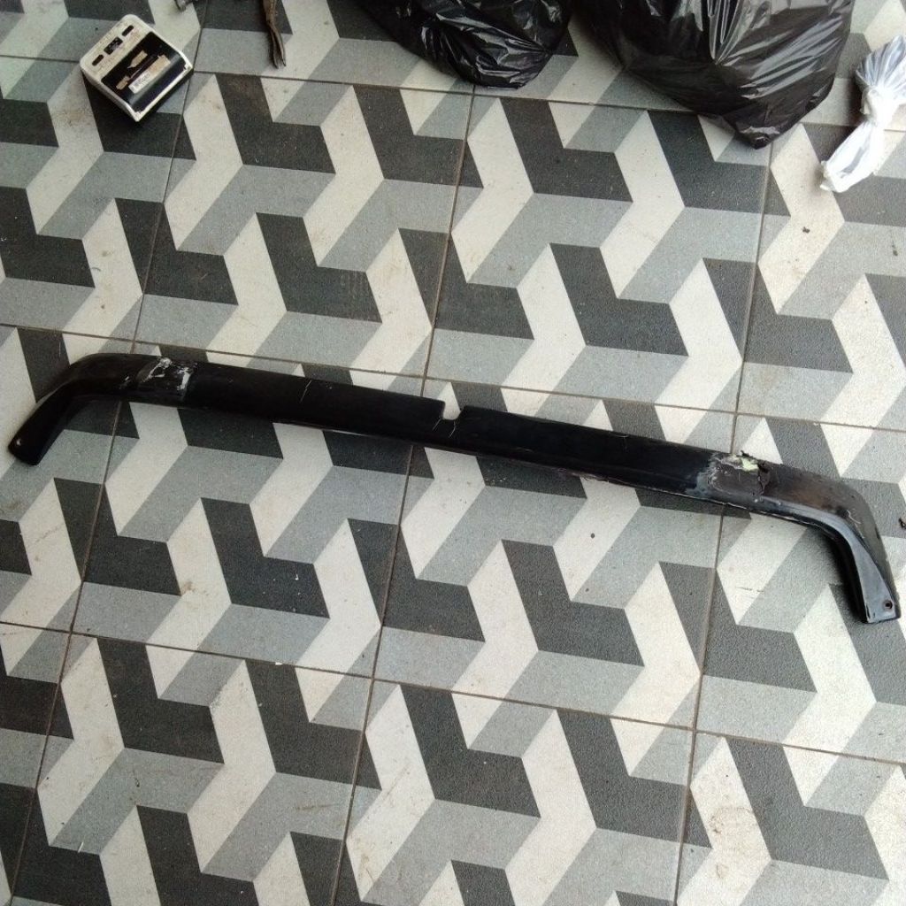 spoiler belakang Daihatsu charade CX winner