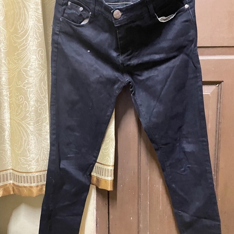 CELANA LEVIS HITAM ORIGINAL - LEVIS WANITA PANJANG