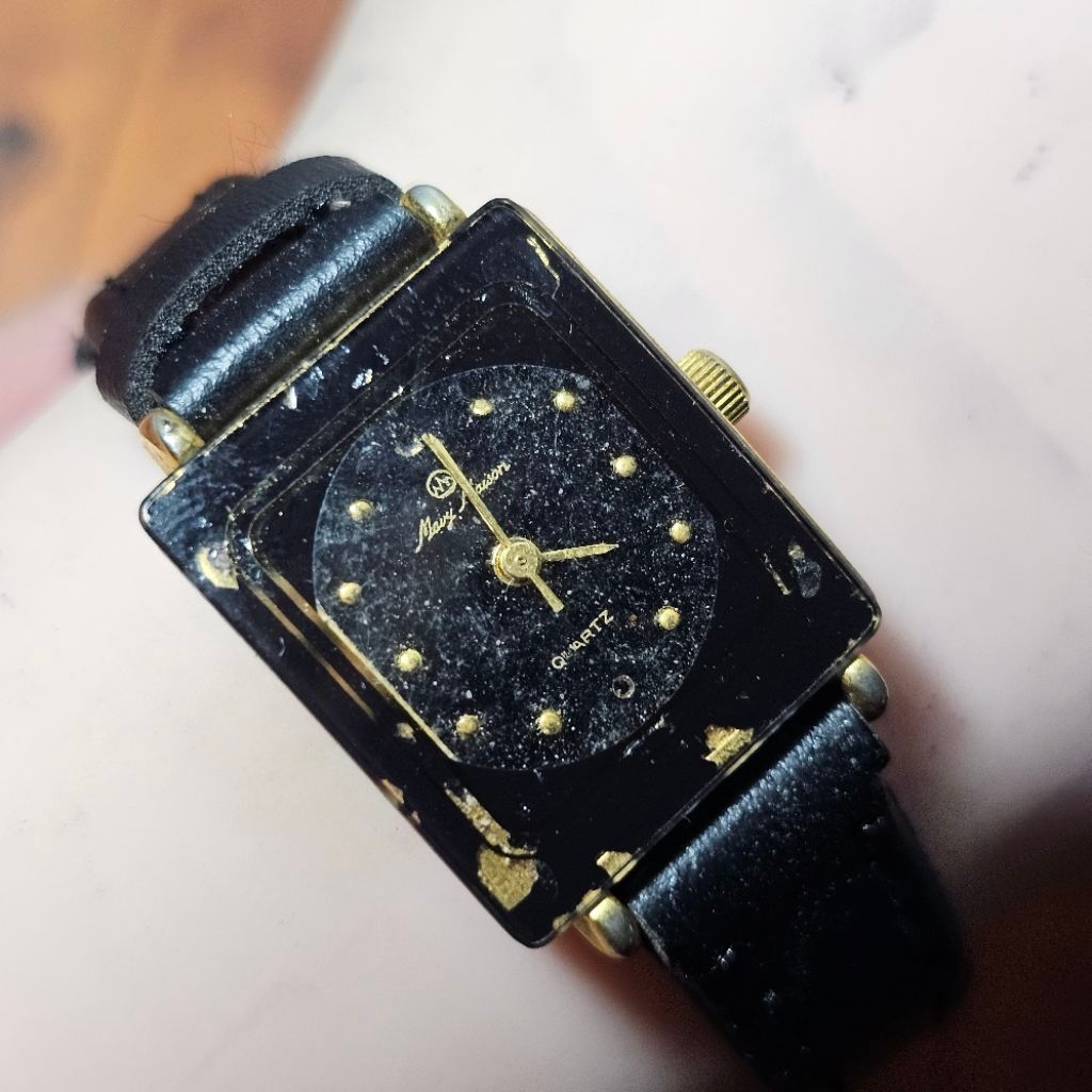 Jam Mavy Maison R1170 Full Black Kotak Ladies Bekas