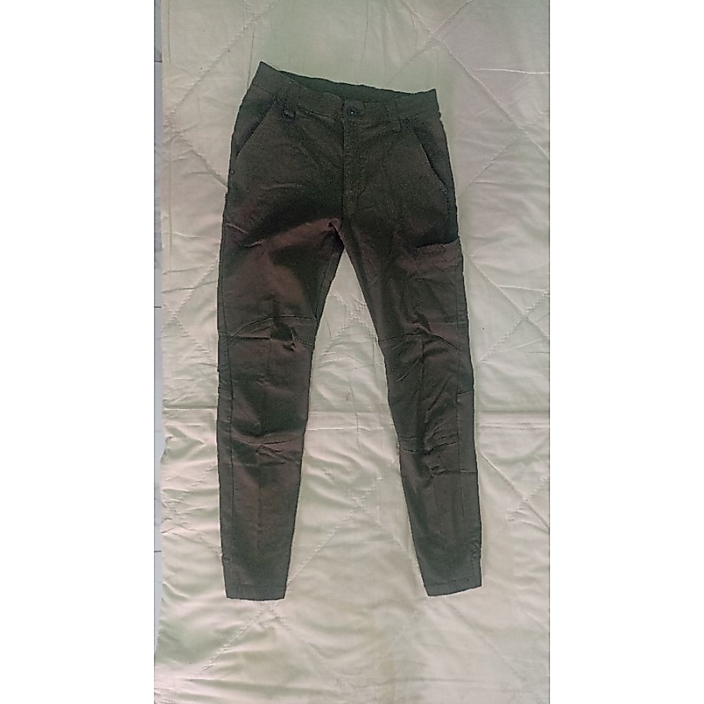 celana cargo fieldcore hijau