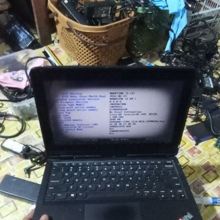 Notebook Yoga 11E minus