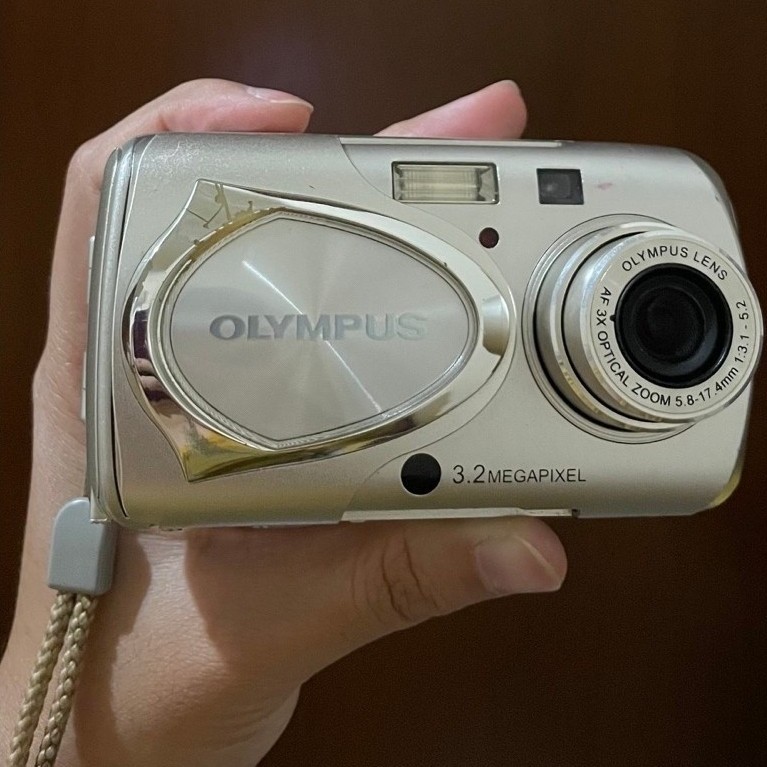 DIGICAM OLYMPUS MJU 300