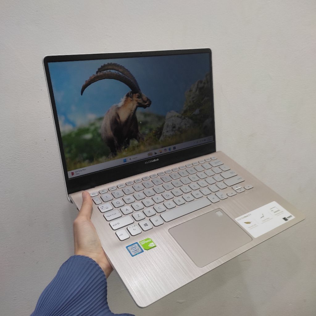 ASUS VIVOBOOK S430FN INTEL CORE i7-8565U RAM 8 GB SSD 512 NVIDIA GEFORCE MX150
