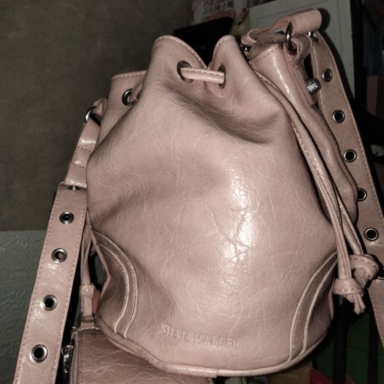 preloved bvally bag pink steve madden