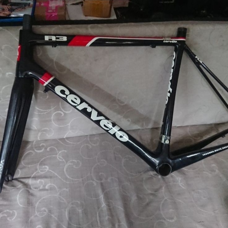 Frameset Cervelo R3 full carbon minus retak